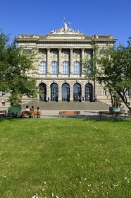 France, Bas-Rhin (67), Strasbourg, quartier de la Neustadt datant de la periode allemande, le Palais Universitaire (1884)