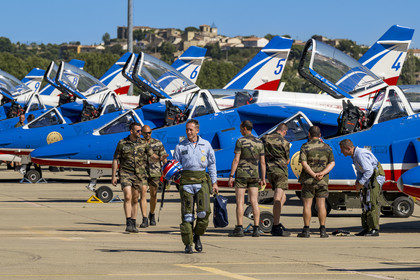 France, Bouches du Rhone, Salon de Provence, air base 701, base of the Patrouille de France (PAF for Patrouille acrobatique de France) of the French Air and Space Force, Pilots disembark from their Alphajet aircraft and chat with mechanics on the tarmac after the training flight