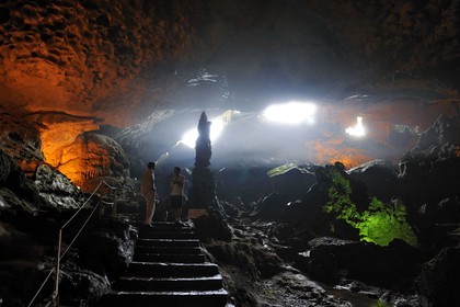 Vietnam, Quang Ninh Province, Halong Bay, listed as World Heritage by UNESCO, Hang Sung Sot cave on Bo Hon island