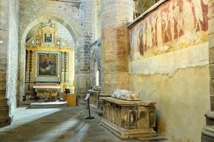 France, Haute-Loire (43), Parc naturel régional Livradois-Forez, abbaye de La Chaise-Dieu, l'église abbatiale Saint-Robert, la Danse Macabre, fresque du XVème siècle