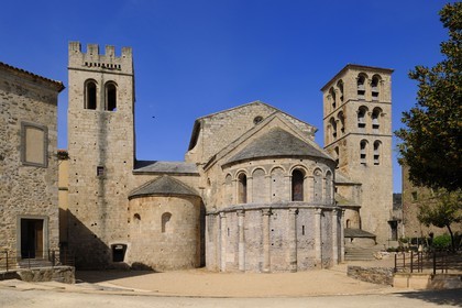 France, Aude (11), village de Caunes-Minervois, abbaye  bénédictine fondée en 780