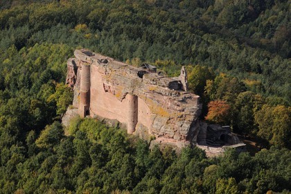 France, Bas Rhin, Lembach, Fleckenstein Castle (aerial view)