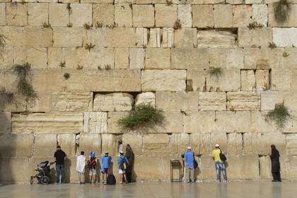 Israel, Jérusalem, ville sainte, vieille-ville classée Patrimoine Mondial de l'UNESCO, Mur des Lamentations ou mur occidental faisant partie des murs de soutènement de l'esplanade du Temple construite par Hérode Ier le Grand