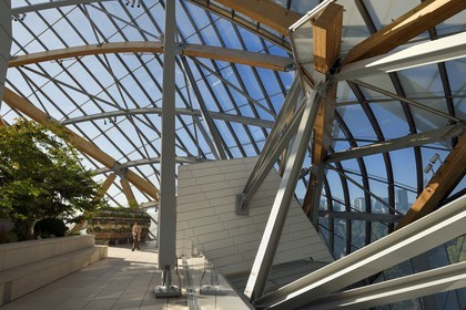 France, Paris, Louis Vuitton Foundation by architect Frank Gehry (a special authorization is required before publication)