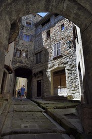 France, Alpes de Haute Provence, Annot, medieval street in the old village