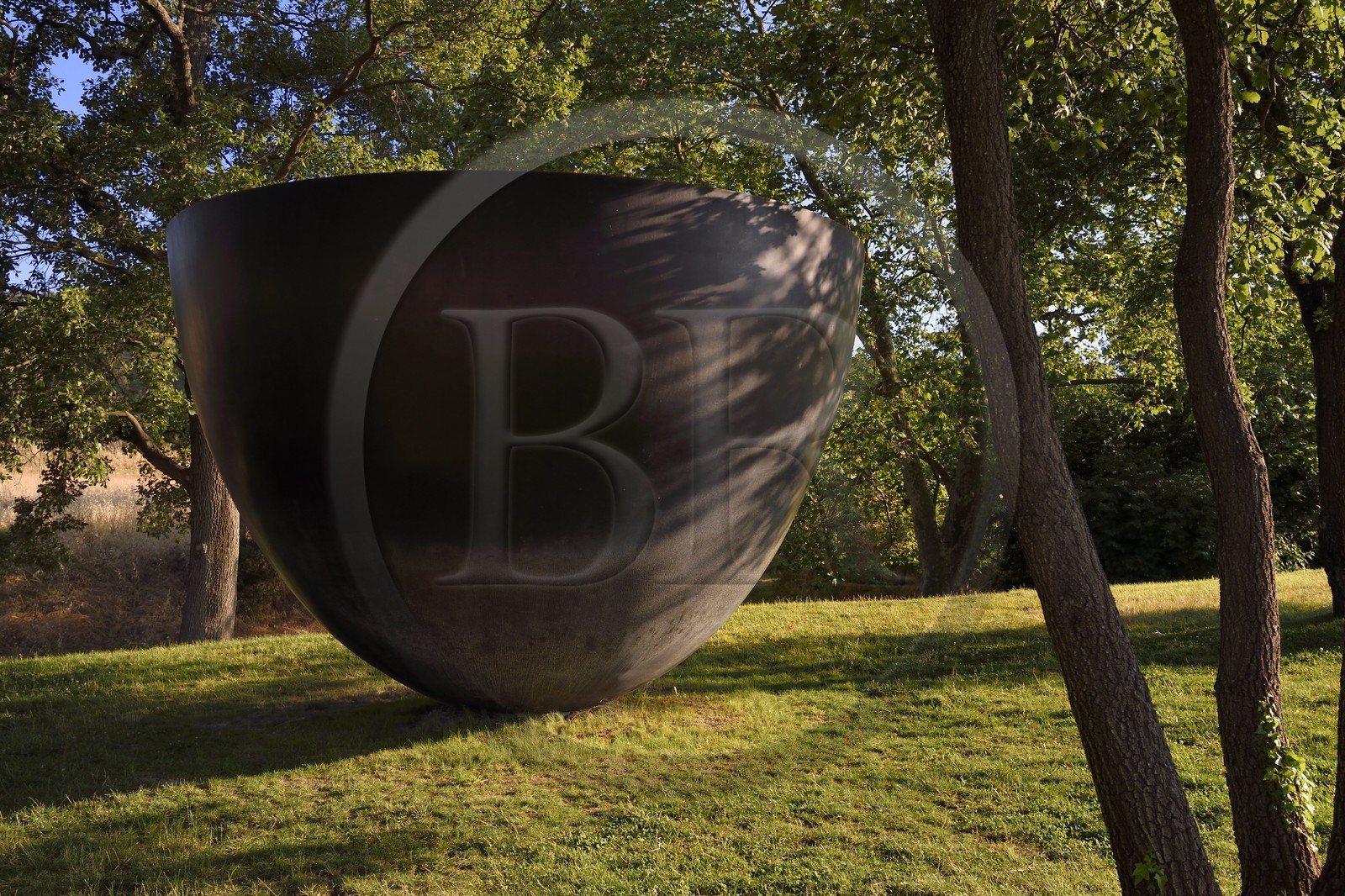 France, Bouches du Rhone,  Le Puy Sainte Reparade, Chateau La Coste vineyard and contemporary art center, monumental bronze chalice by the artist Guggi, baptized in reference to the Bible Calix meus inebrians (My cup makes me drunk) (Compulsory Mention)