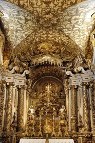 Brazil, Minas Gerais state, Tirandentes, Matriz de Santo Antonio, Santo Antonio church, high altar covered with gold leaf and statue of St. Anthony (Gold Route, Estrada Real)