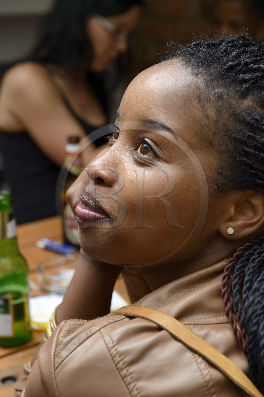 Afrique du Sud, province de Gauteng, Johannesburg, quartier de Braamfontein, Kitchener Carvery Bar et boutique à la mode à l'angle de Juta et De Beer street, Pumza