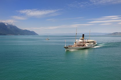 Switzerland, Canton of Vaud, Veytaux, the paddle wheel boat Vevey (1907) of the Compagnie Générale de Navigation sur le Lac Léman (CGN)