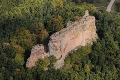 France, Bas-Rhin (67), château de Fleckenstein (photo aérienne)