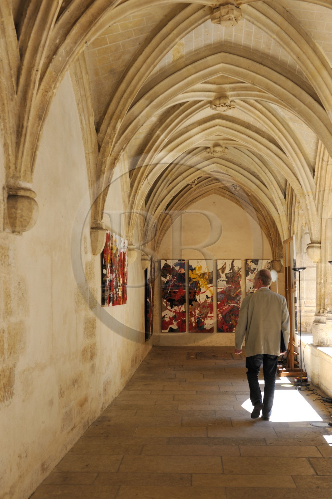 France, Paris (75), quartier du Marais, cloitre des Billettes