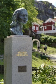 Sweden, Västra Götaland, Fjällbacka, Ingrid Bergman statue