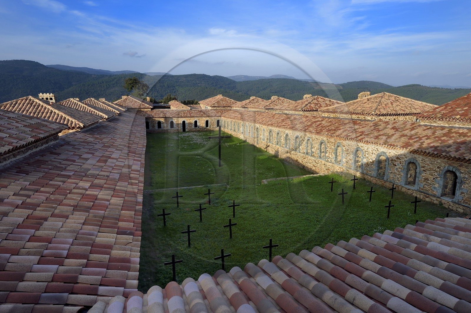 France, Var (83), Massif des Maures, Collobrières, chartreuse de la Verne, le cloitre