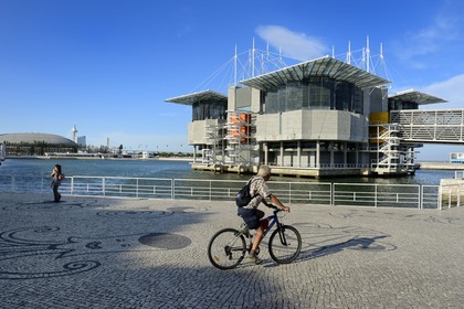 Portugal, Lisbon, Parque das Nações (Nations' Park) built for the Universal Expo 98 World Exhibition, Oceanário (Oceanarium)