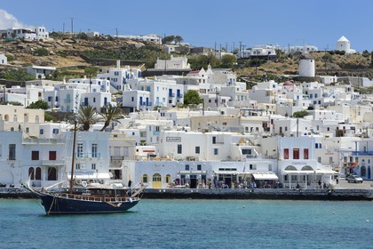 Greece, Cyclades islands, Mykonos island, Chora (Mykonos town), the old harbour