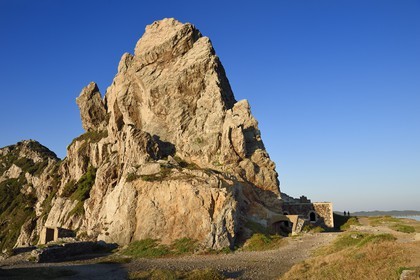 France, Var (83), Iles d'Hyères, parc national de Port Cros, Ile de Porquerolles, la batterie des Mèdes au cap des Mèdes