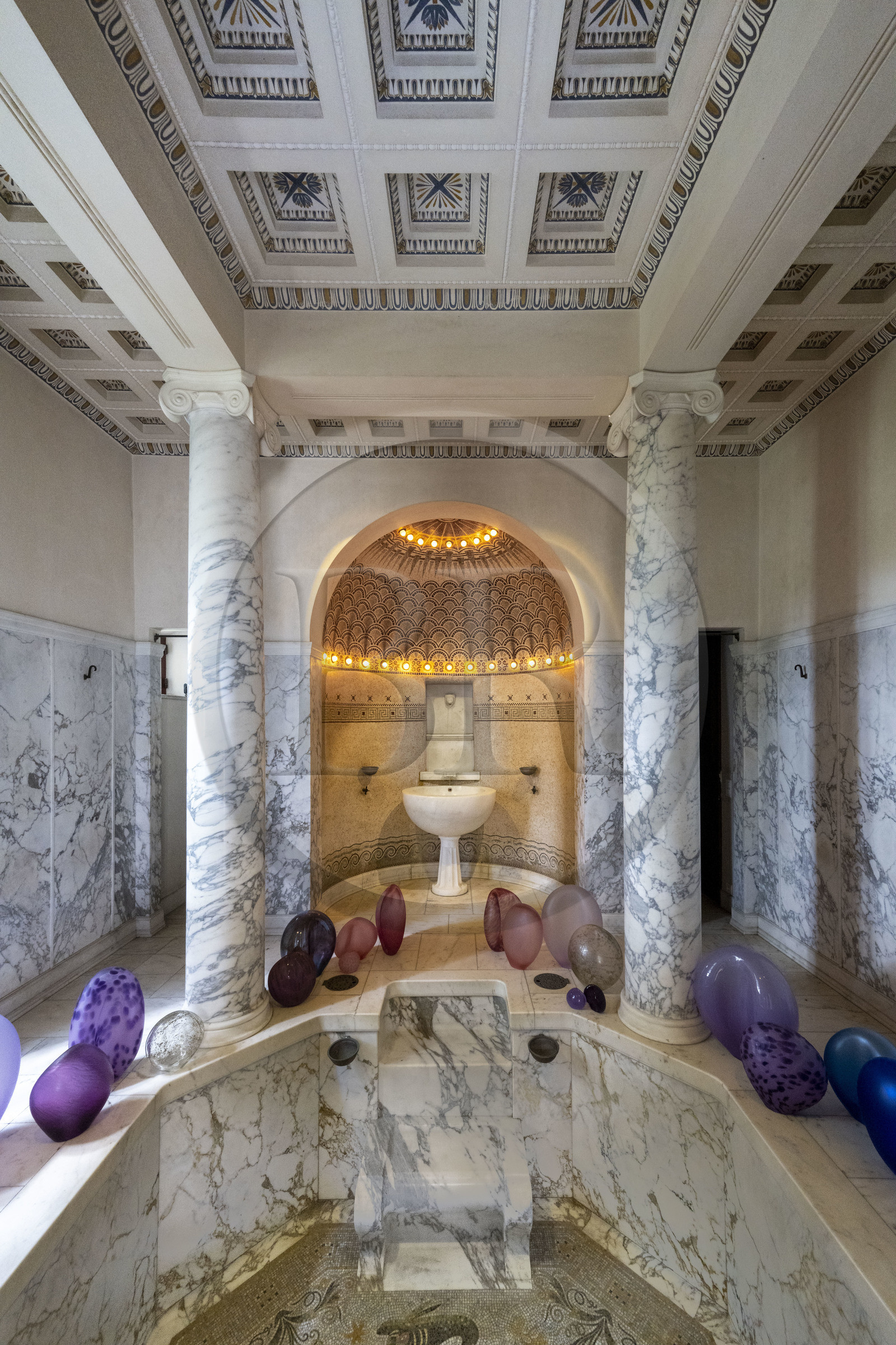 France, Alpes-Maritimes (06),  France, Alpes Maritimes (06), Beaulieu sur Mer, villa Kerylos de style neo-grec construite en 1908 par architecte Emmanuel Pontremoli, le Balaneion dédié aux naiades