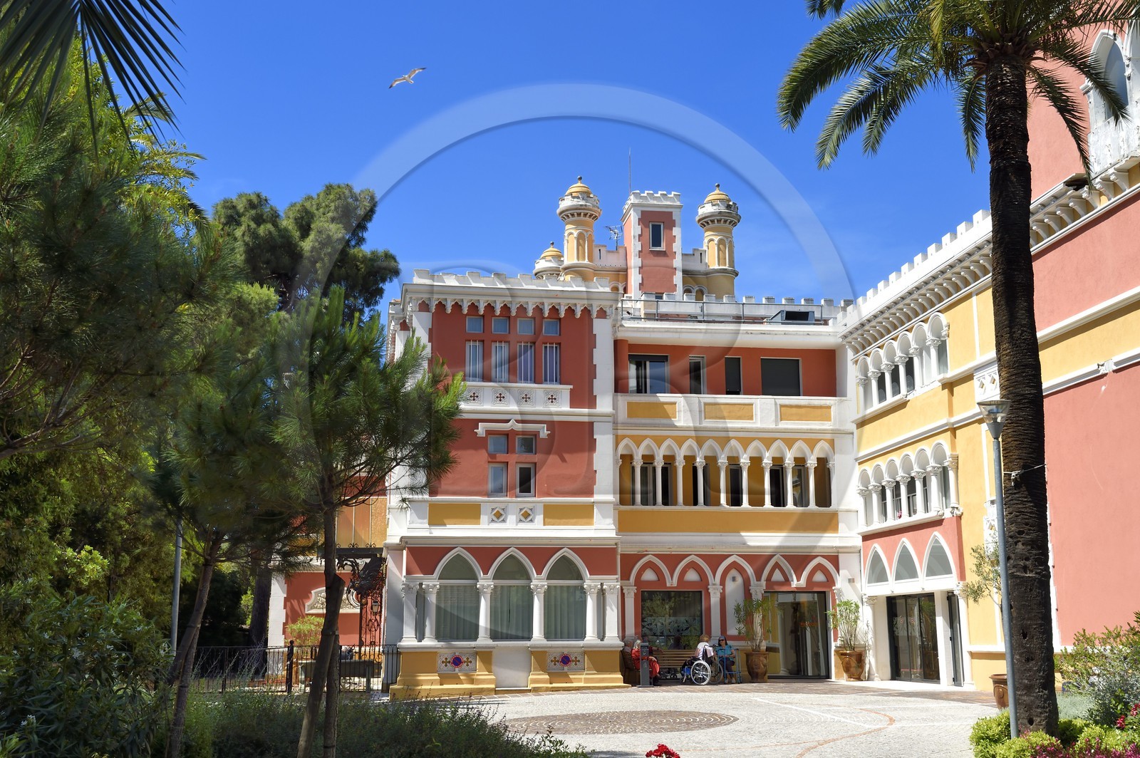 France, Alpes-Maritimes (06), Nice, le Chateau des Ollières ancien palais du prince Lobanov-Rostowsky aujourd'hui une maison de retraite