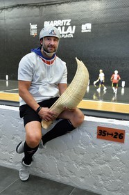 France, Pyrénées-Atlantiques (64), Pays-Basque, Biarritz, Jai Alai Parc des Sports d'Aguilera, le joueur de pelote basque professionnel spécialisé en cesta punta et plusieurs fois champion du monde, Eric Irastorza