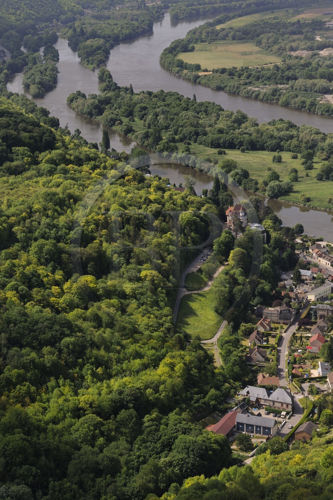 France, Seine-Maritime (76), boucle de la Seine au sud de Rouen (vue aérienne)