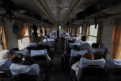 Vietnam, day train from Lao Cai to Hanoi, class Sat soft with climatisation