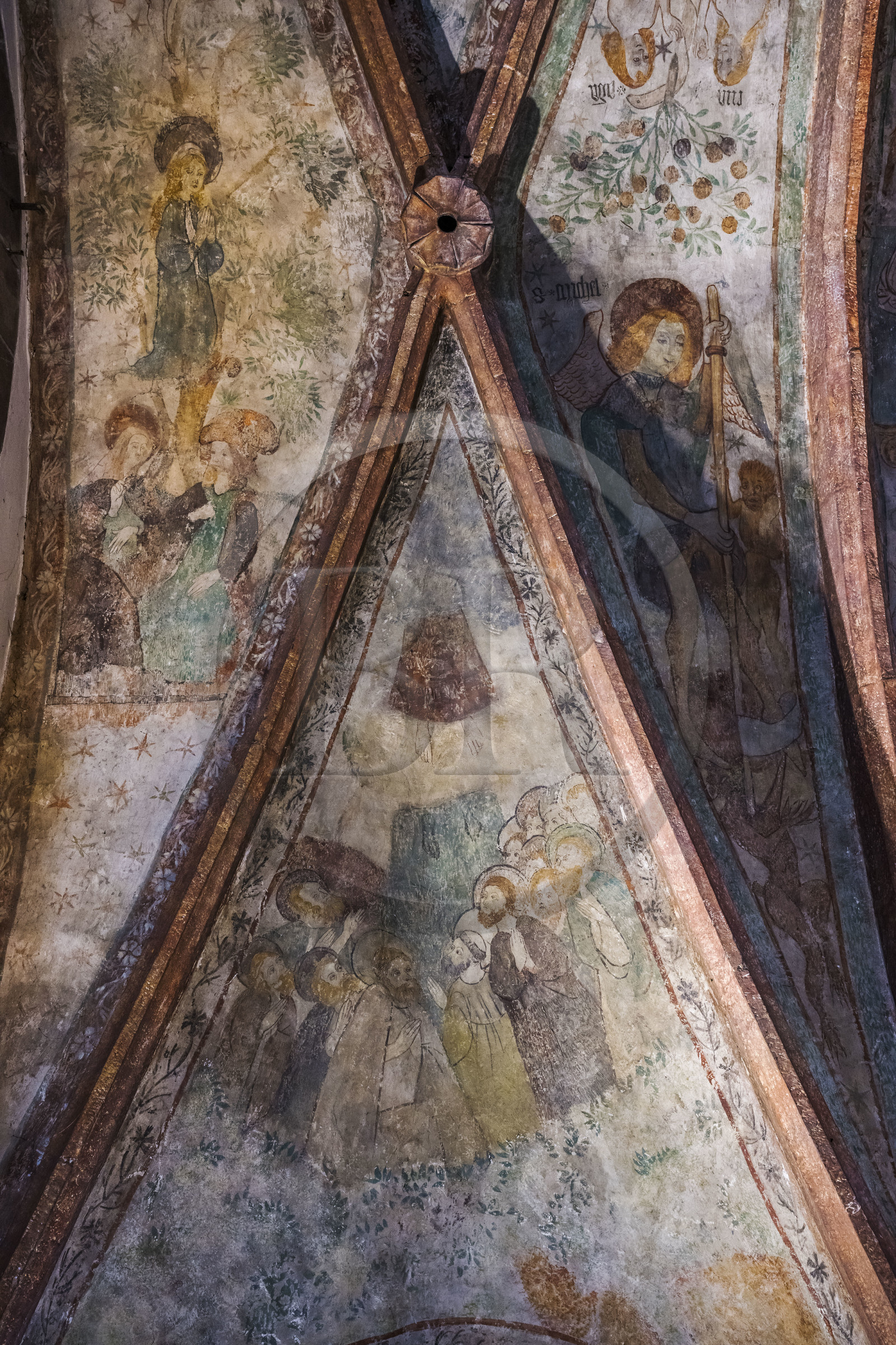 France, Bas-Rhin (67), Parc Naturel régional des Vosges du Nord, La Petite Pierre, l'église simultanée Notre-Dame alternant entre le culte catholique et protestant, fresques peintes au XVème siècle illustrant les mystères du christianisme, l'Ascension du Christ