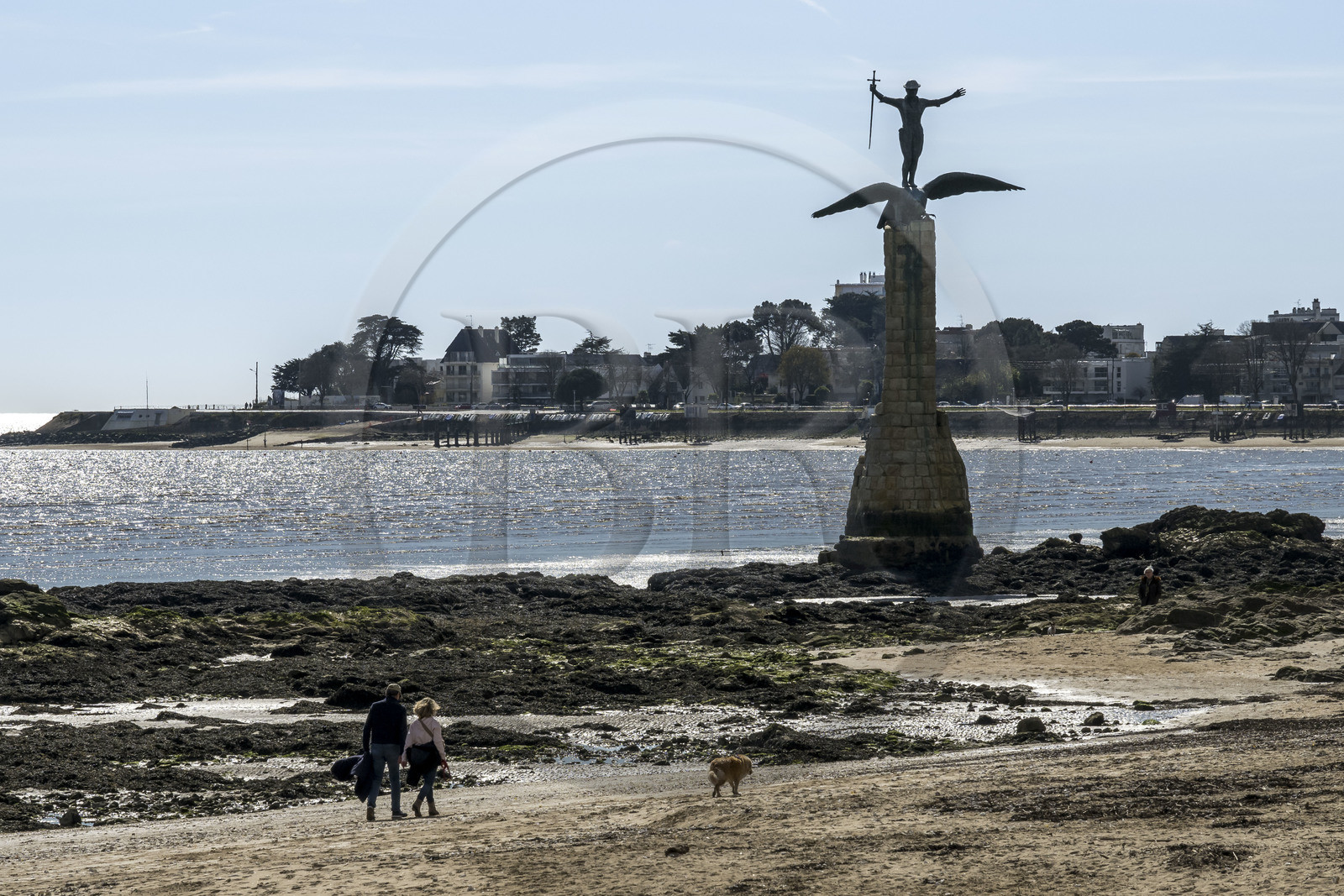 France, Loire Atlantique, Estuaire de la Loire, Saint Nazaire, la Grande plage, American Monument called Sammy built in memory of the American landing of June 26, 1917 in Saint-Nazaire on the waterfront beach