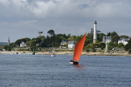 France, Finistere, Benodet, Trez Cove, arrival of the sailing boat (yole) Poull Mousig in the Odet river estuary