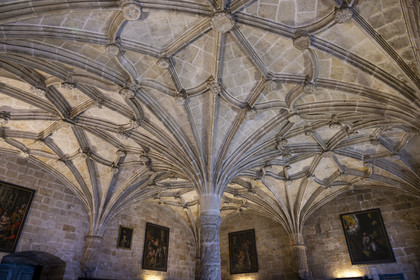 Portugal, Lisbonne, Bélem, Monastere des Hiéronymites (Mosteiro dos Jerónimos), classé Patrimoine Mondial de l'UNESCO, église Santa Maria, la sacristie recouverte de voutes à liernes et tiercerons