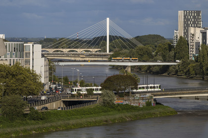 France, Loire-Atlantique (44), Nantes, ancienne Ile Gloriette, ponts sur la Loire