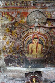 Sri Lanka, Central Province, Matale District, Dambulla, Royal Rock Temple also called Ran Giri (Golden Rock) listed as World Heritage by UNESCO, Cave 2 Maharaja Viharaya, detail of the frescos on the cave walls