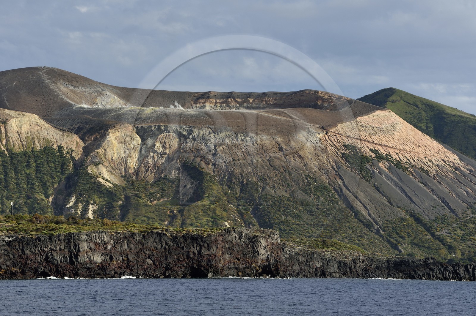 Italie, Sicile, iles Eoliennes, classées Patrimoine Mondial de l'UNESCO, ile de Vulcano, les flancs du cratère du volcan della Fossa