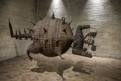 France, Bouches-du-Rhône (13), Tarascon, le chateau du roi René datant du XVe siècle, la Tarasque imaginée par le créateur Christian Lacroix en 2017