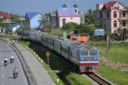 Vietnam, train de jour de Haiphong à Hanoï