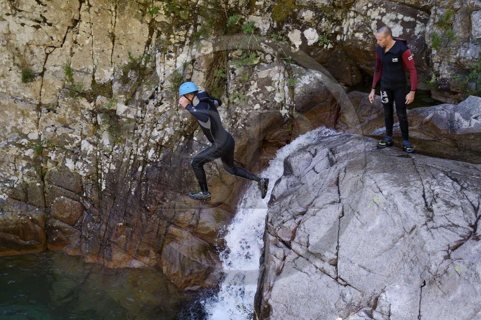 France, Corse-du-Sud (2A), Alta Rocca, Bavella, canyoning dans le torrent de Polischellu