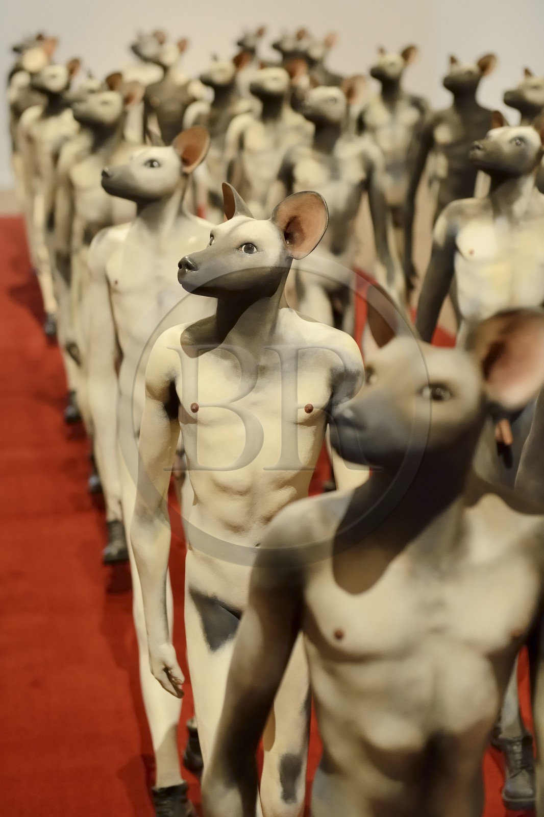 Afrique du Sud, province de Gauteng, Johannesburg, quartier de Braamfontein, galerie d'art contemporain Stevenson, Infanterie avec bête (Infantry with beast) (2008-10) oeuvre de l'artiste sud-africain Jane Alexander