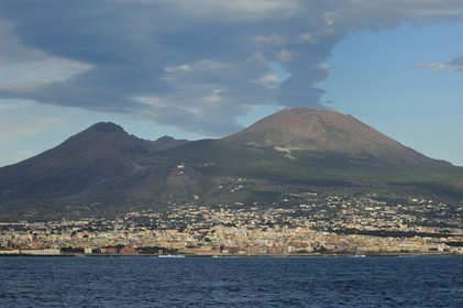 Italy, Campania, Bay of Naples and the volcano Mount Vesuvius