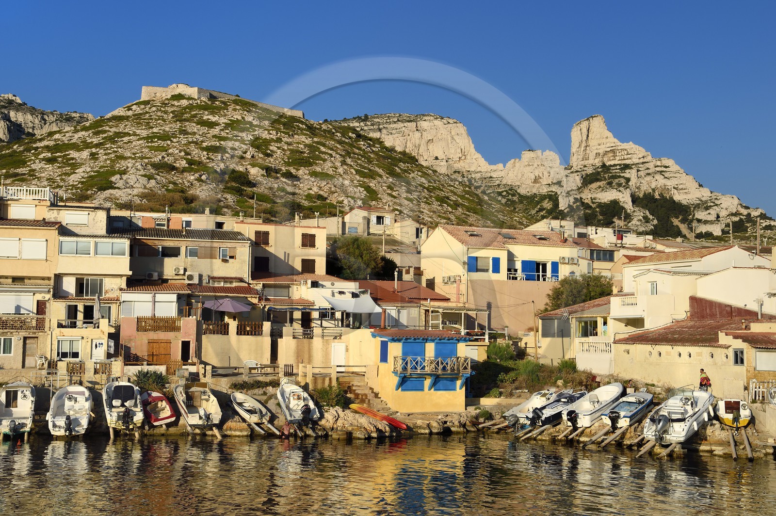 France, Bouches-du-Rhône (13), Parc national des Calanques, Les Goudes, port de pêche