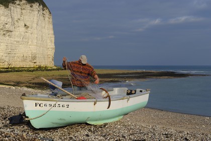 France, Seine-Maritime, Cote d'Albatre, Yport, grounding port on the beach, fishing boat