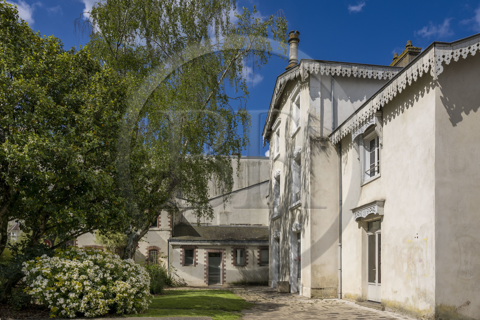 France, Vendée (85), La Roche-sur-Yon, la Maison Gueffier, dernier vestige d’un ensemble d’habitations construites début 1807 France, Vendée (85), La Roche-sur-Yon, la Maison Gueffier, dernier vestige d’un ensemble d’habitations construites début 1807