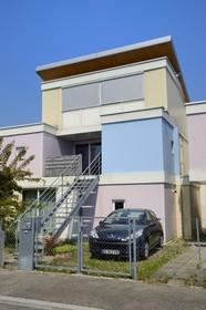 France, Haut Rhin, Mulhouse, la Cite Manifeste de la Somco (working class housing), passage des lauriers