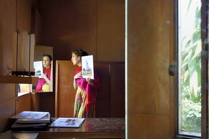 France, Alpes-Maritimes, Roquebrune-Cap-Martin, Cap Martin, Cabanon (Shed) by Le Corbusier built in 1952, game of mirrors around the window (Authorization request necessary before publication)