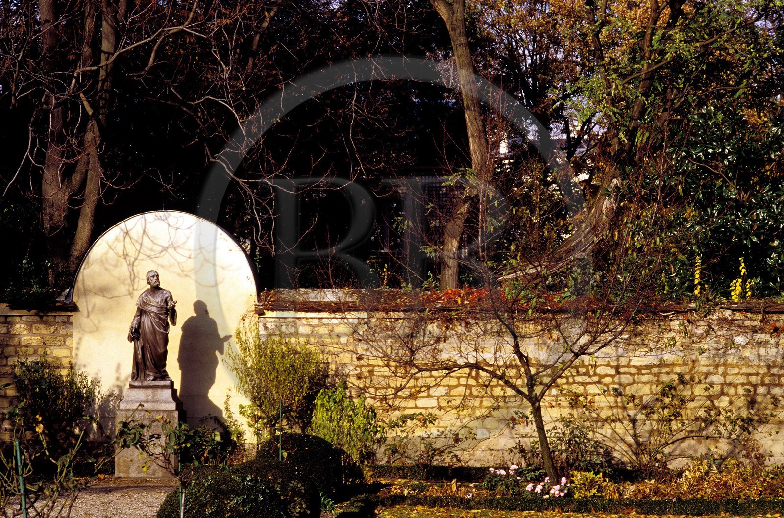 France, Paris 7ème (75), jardin des Missions étrangères au 128 rue du bac