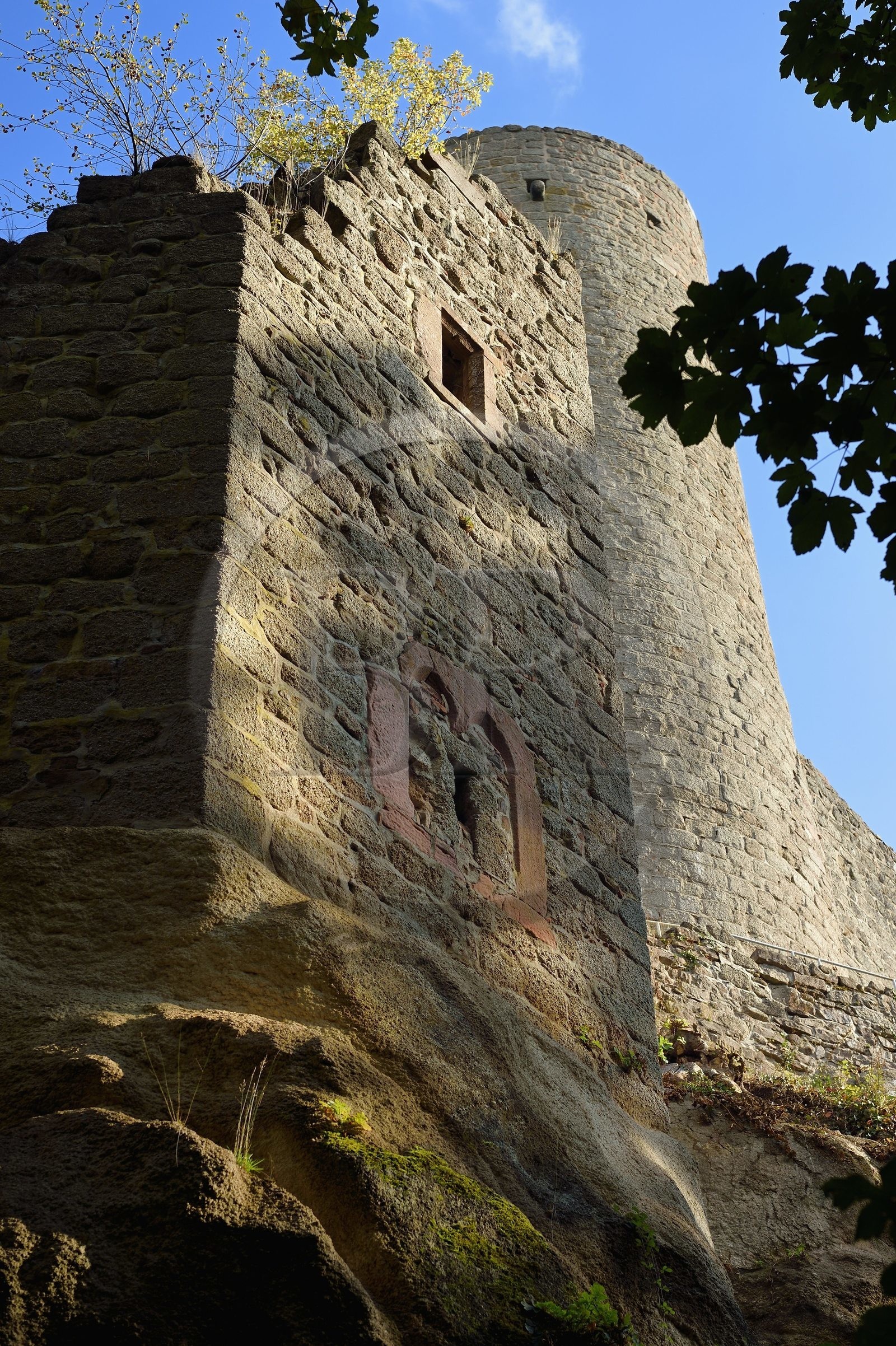 France, Bas-Rhin (67), Andlau, le chateau d'Andlau (Haut-Andlau), le corps de garde