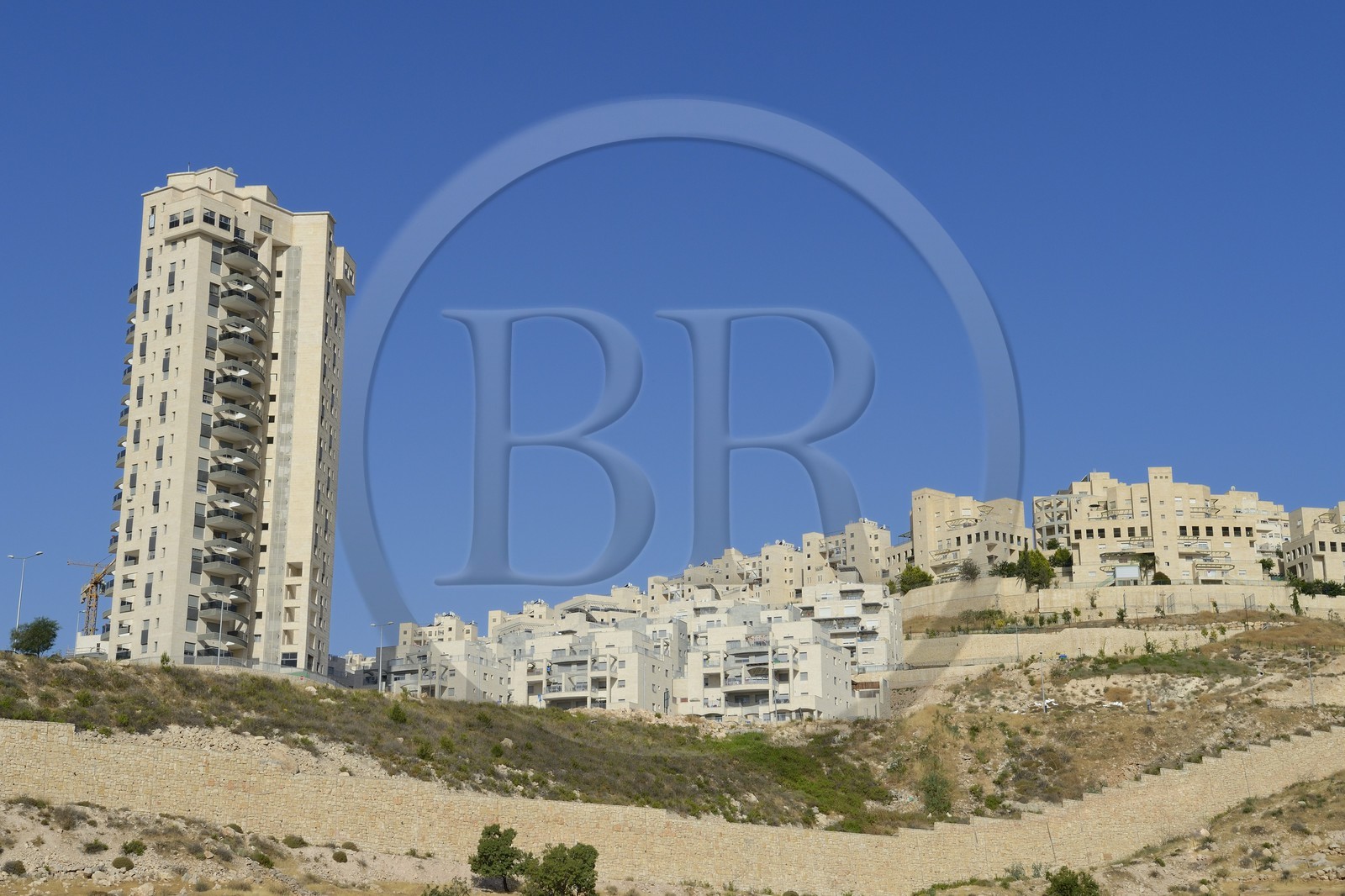 Israel, Jérusalem, Har 'Homa (la montagne de la muraille) ou encore Homat Chmouel est un quartier au sud-est de Jérusalem, nouvelle colonie fondée en 1997