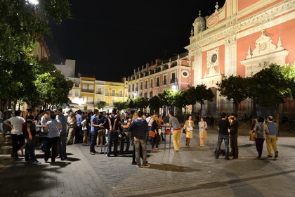 Spain, Andalusia, Seville, plaza del Salvador, tapas bars overflow the place in the evening