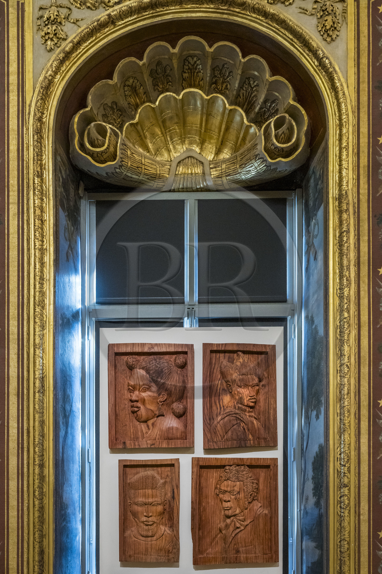 France, Paris (75), Bibliothèque Nationale de France, site Richelieu, la galerie Mazarin, Bilongue (détail) (2020) de l'artiste Barthélémy Toguo (exposition temporaire)