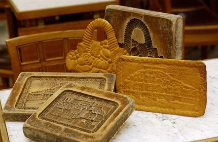 Belgium, Wallonia, province of Namur, city of Dinant, cake tin and the local traditional couques cake