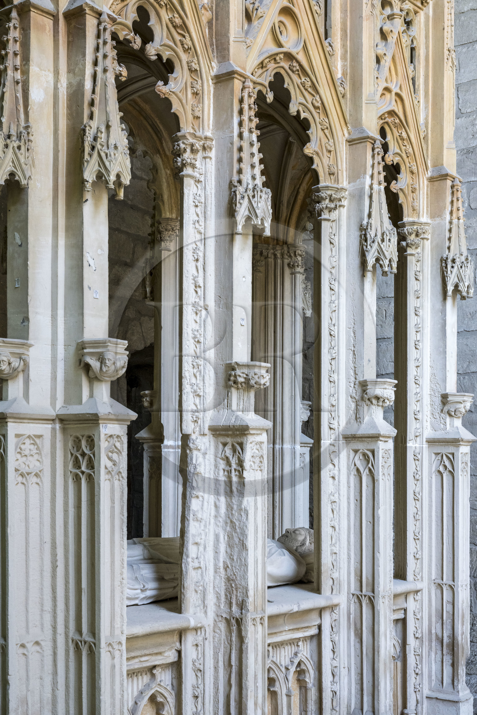 France (30), Gard, Villeneuve-lès-Avignon, la Chartreuse Notre-Dame-du-Val-de-Bénédiction, tombeau du Pape Innocent VI et son gisant