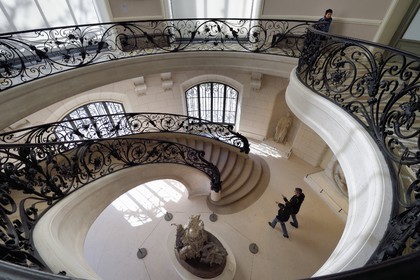 France, Paris, the Petit Palais, built on the occasion of the Universal Exhibition of 1900 by architect Charles Girault, houses the Fine Arts Museum of the Paris, one of the two stairs